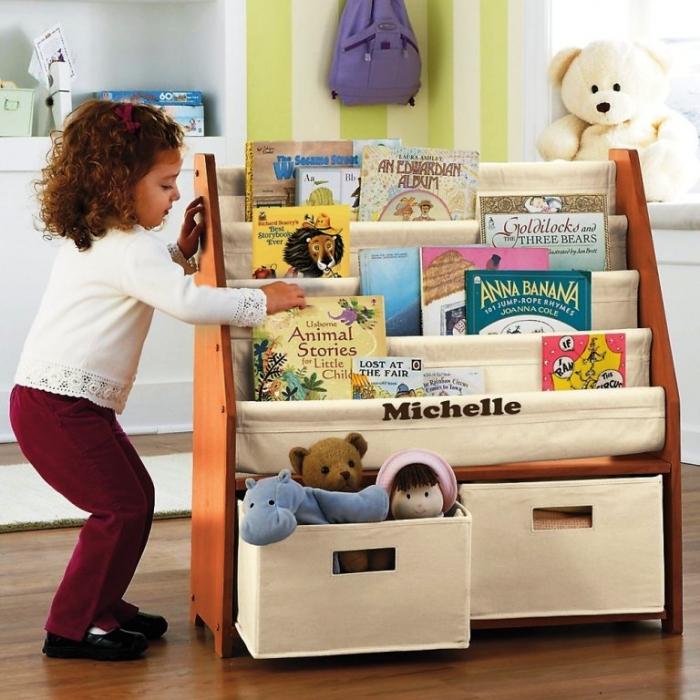 10 great and colorful kids bookshelves EYPDYMX