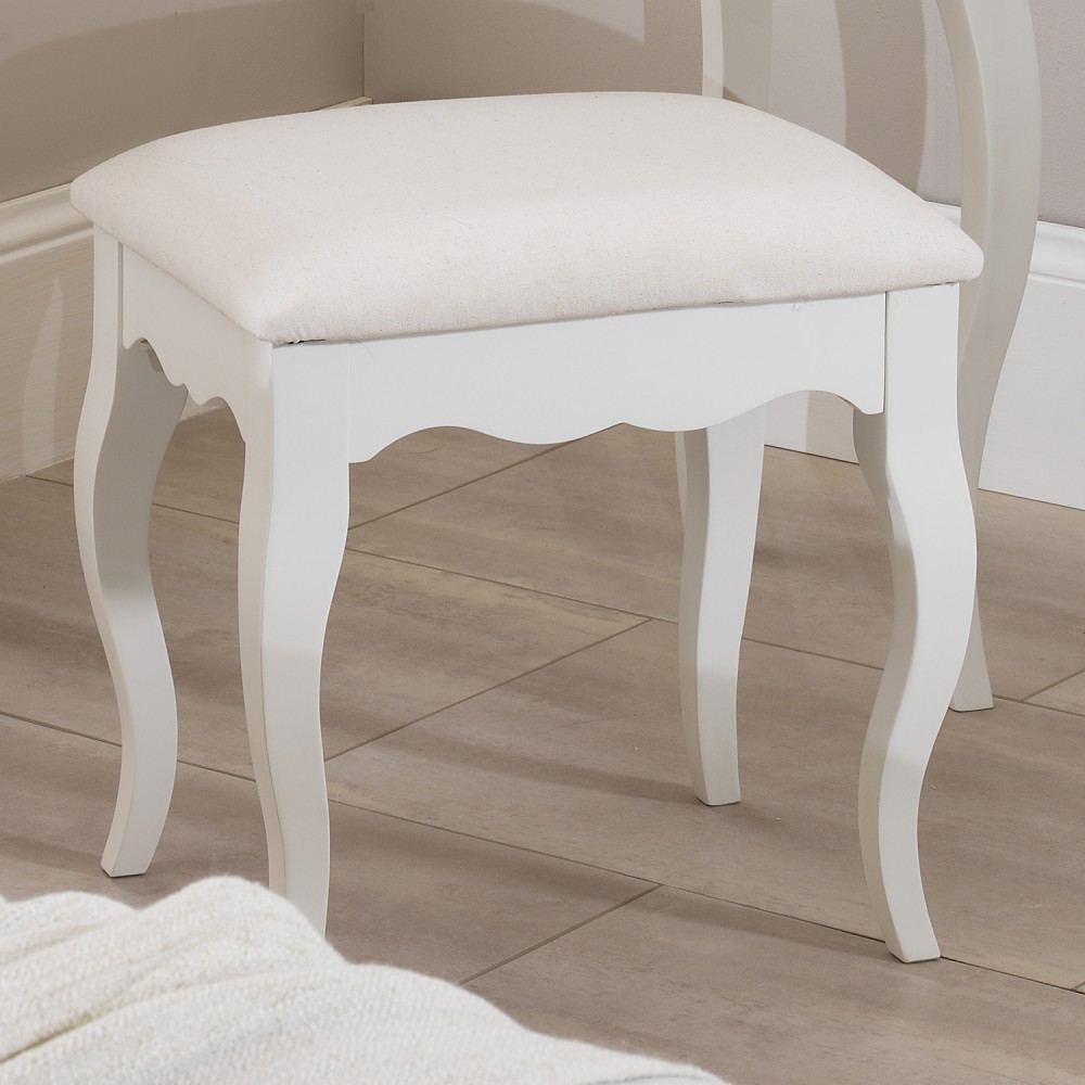 Bedroom stools makes them look better in design