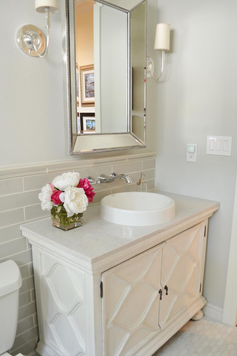 before-and-after bathroom remodels on a budget | hgtv FXBNYEH