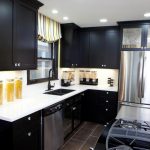 black kitchen cabinets BAQWLKQ