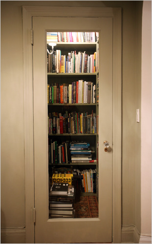 book storage 9 creative book storage hacks for small apartments POQBSKB