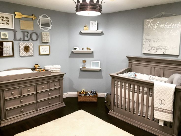 boy nursery ideas classic serene nursery fit for a king - love this royal-inspired baby boy IRVQNDE