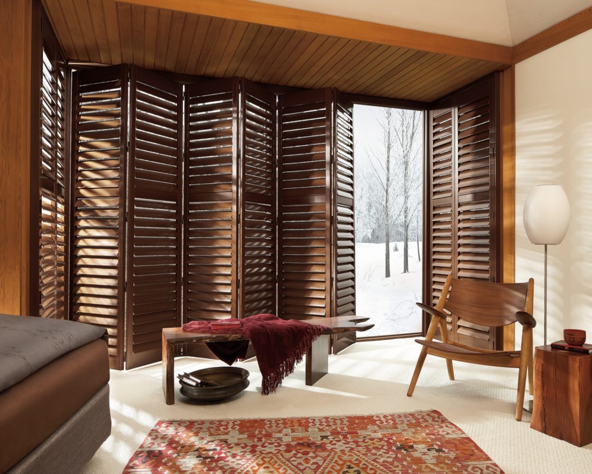 Stylish and decorative window treatments for sliding glass doors