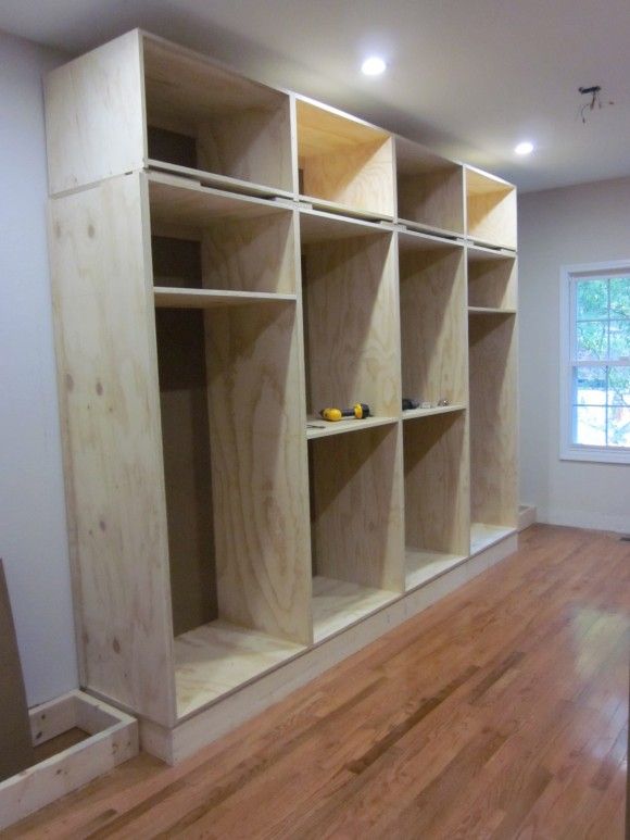 diy wardrobes built-in closet (also info on applying crown molding, etc. on this site) RDWYICC