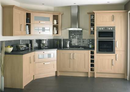 fitted kitchen fitted kitchens also with a high gloss kitchens also with a oak kitchen QIPJBEA