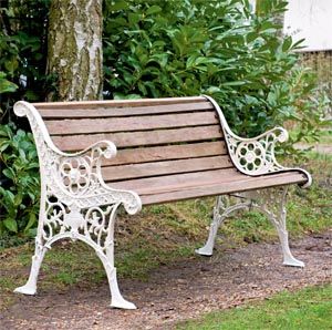 garden benches https://i.pinimg.com/736x/58/47/fe/5847fe127c37ee6... NEEWPRM