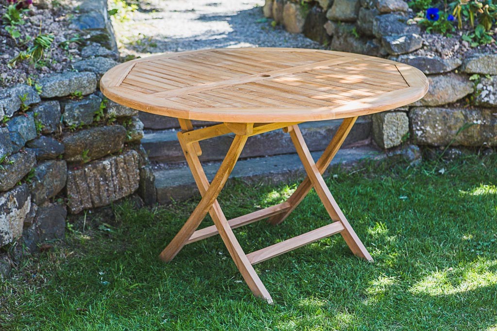 Great Garden Table for your home