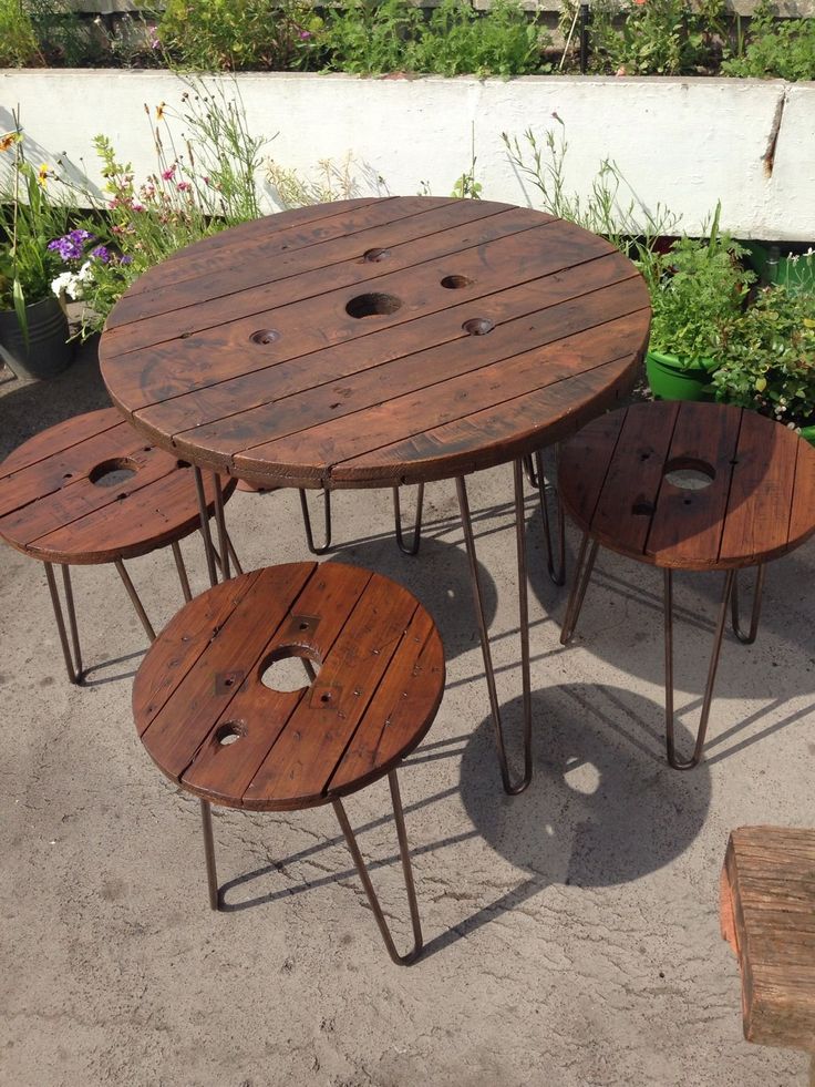 garden table wooden garden furniture set table and stools upcycled cable reel drums BPYXGNF