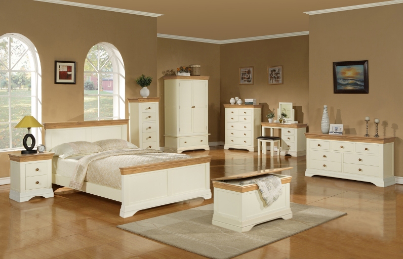 image of: large oak bedroom furniture TBIONVW