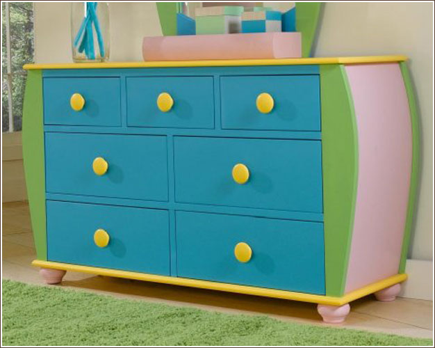 Buy A Lovely Kids Dressers For Your Little Darlings