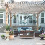 patio decorating ideas see how we transformed our boring back yard with the addition of a KMYHOTW