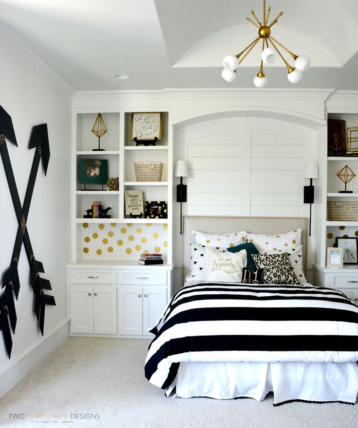 teen girls bedroom ideas pottery barn teen girl bedroom with wooden wall arrows by two thirty~five WPWDRRG