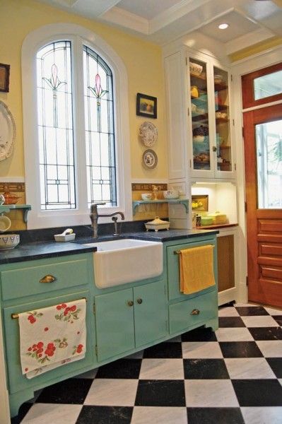 vintage kitchen photo gallery: checkerboard kitchen floors FBVSRQC