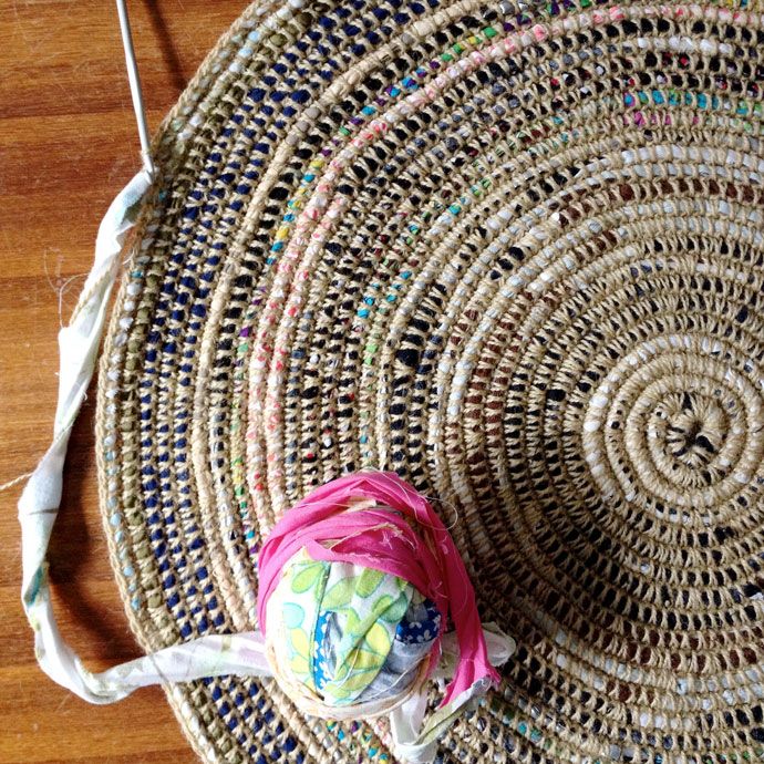crochet rag rug coil + crochet scrap fabric rug diy | free tutorial from my poppet MIEJOPX