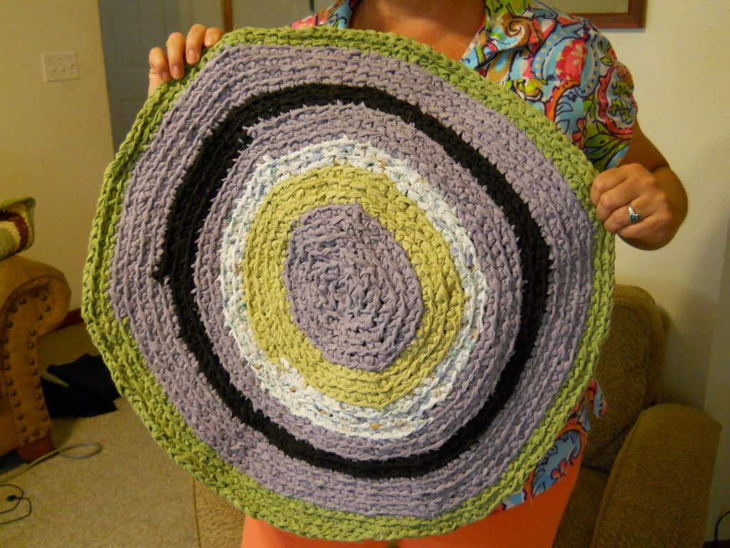 learn the formula to make a circle crochet rag rug part 2 EPQXQSO