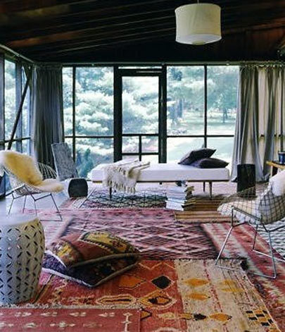 modern persian rugs persian rugs are beautiful and luxurious but decorating with them can be NNUOZIL