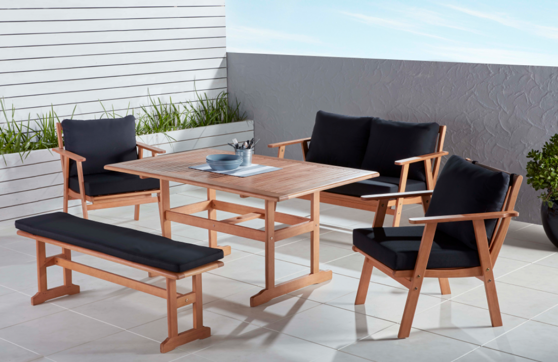 Outdoor Settings Reflect Your Lifestyle and Taste