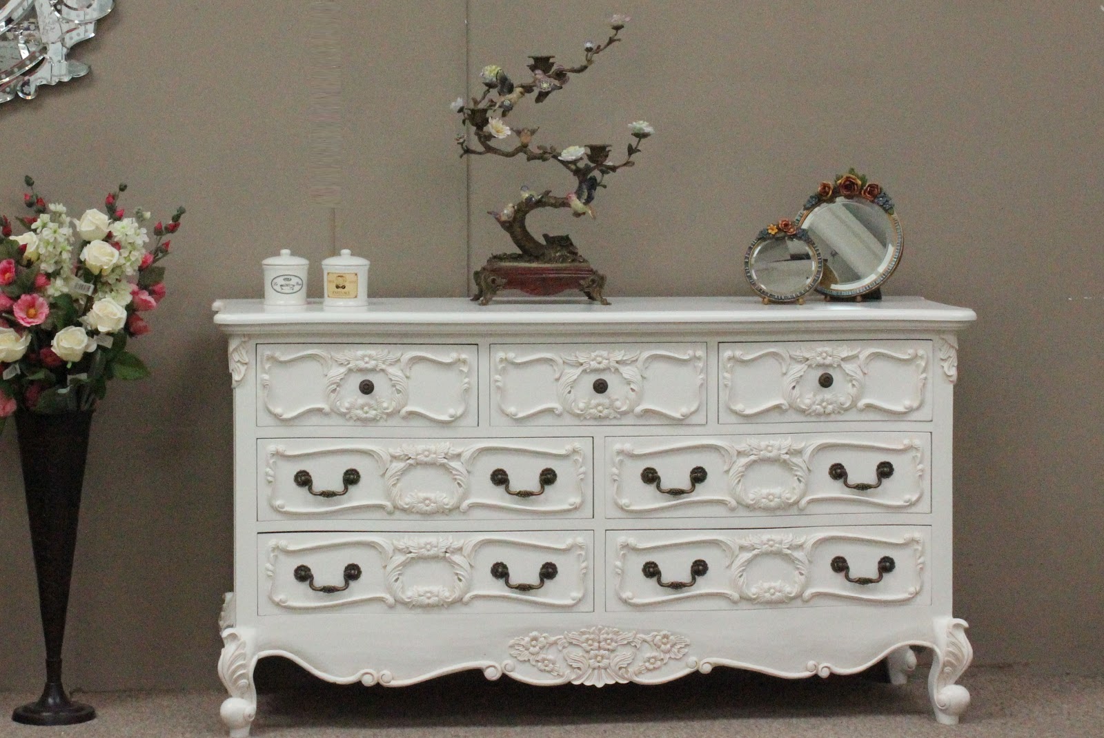 Shabby Chic Furniture how to paint shabby chic furniture muwipwf IXNRPMX