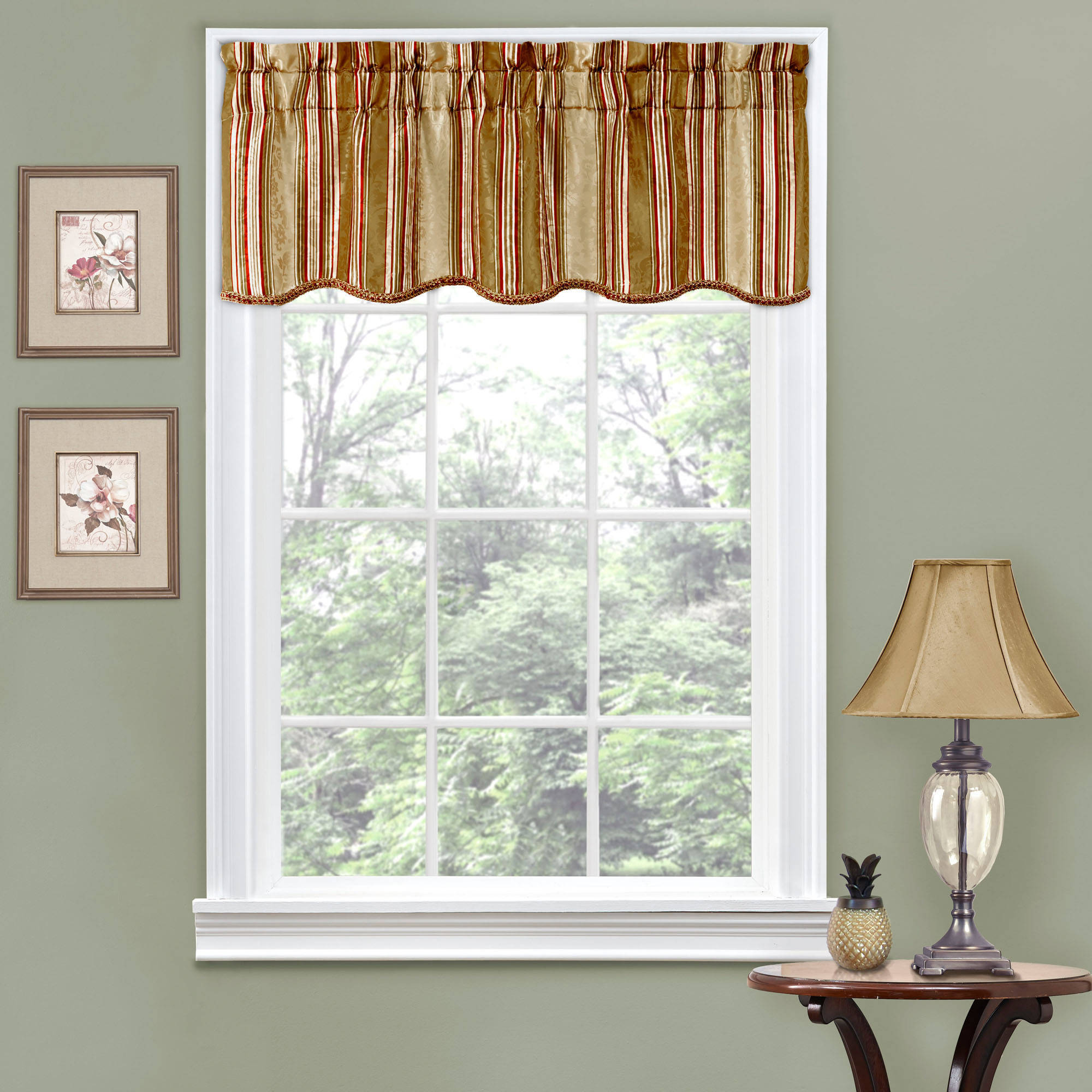 Window valances for treating Windows perfectly