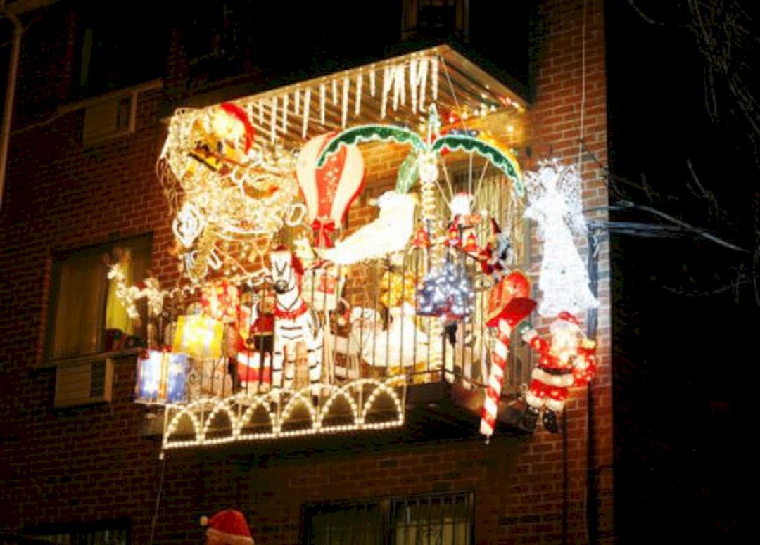 apartment balcony christmas decorating ideas 35 best apartment balcony christmas light decorating ideas for charming  christmas day VDBEIXK