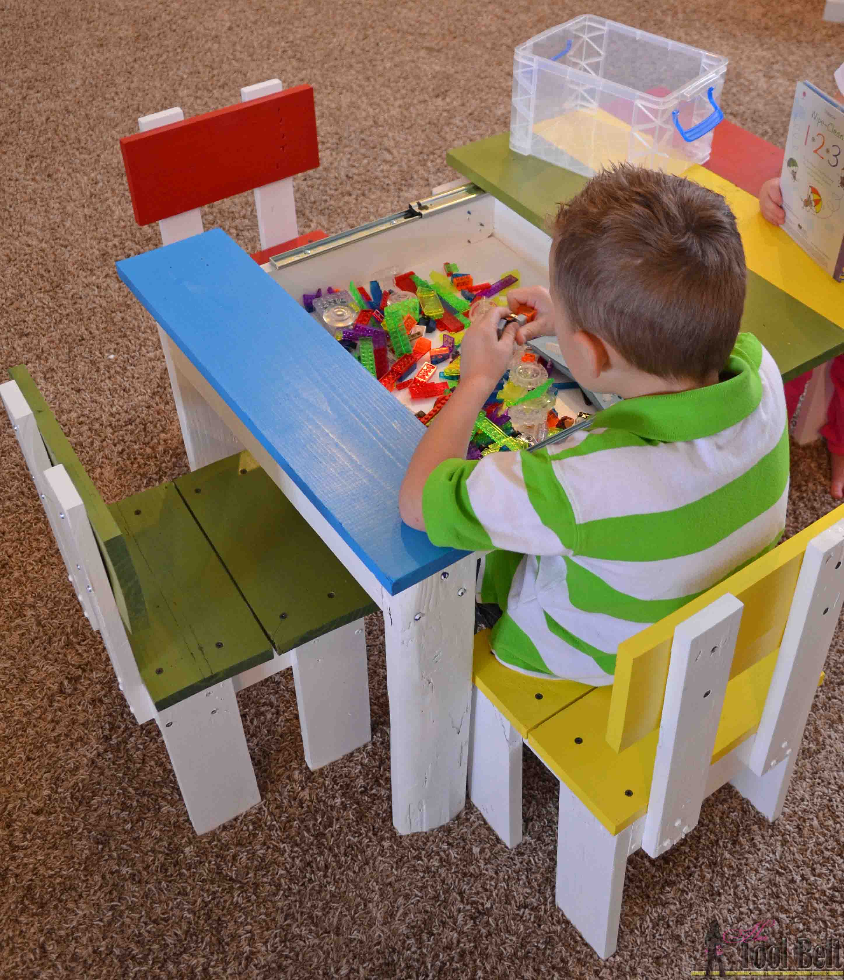 childrens table and chairs with storage build an easy kids table and chair set with a sliding KOOHNJX