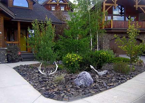 front yard landscaping ideas with rocks black rock landscaping ideas for front yard with some small SKNWYSP