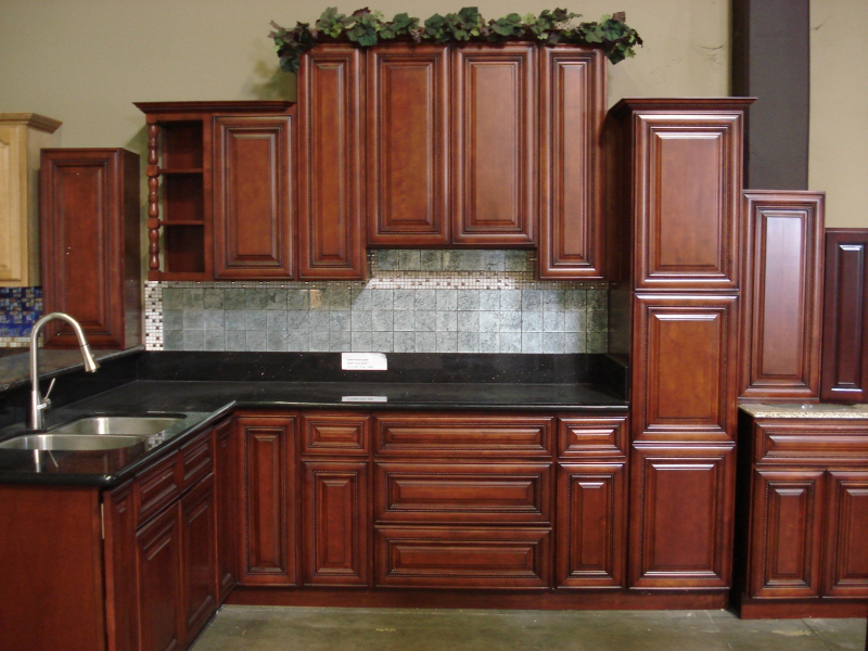 kitchen color schemes with cherry cabinets AVWMHZN