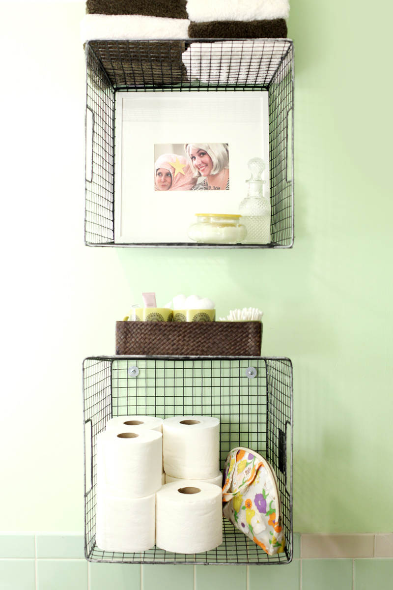 wall hanging baskets for bathroom storage hanging wire baskets for vertical storage is such a cute WTSUKKK