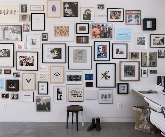 How To Master The Mix and Match Art Wall