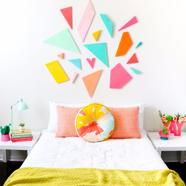 DIY Room Decor Creates the Right Elegance  in Your Place