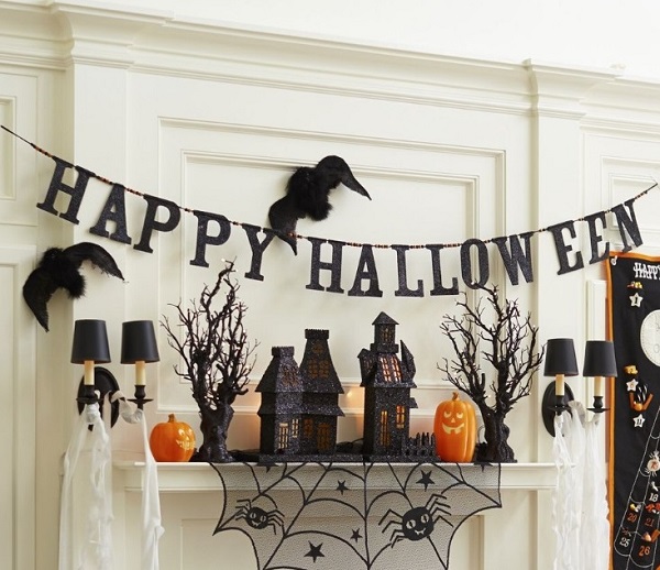 Best Tips for Hanging Halloween Decorations 2018 | Home Decor Buzz
