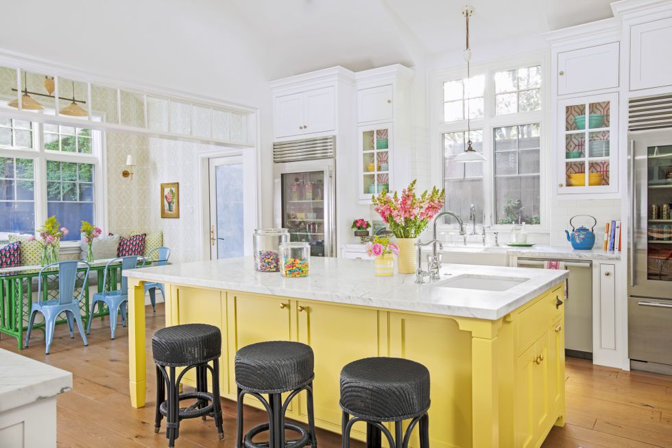 15+ Best Kitchen Color Ideas - Paint and Color Schemes for Kitchens