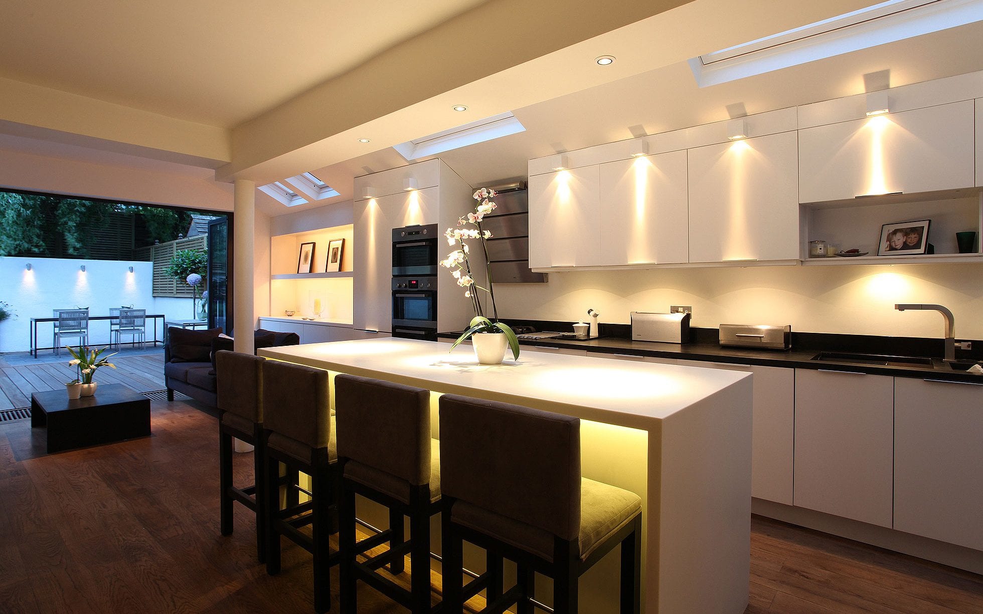 How to design kitchen lighting