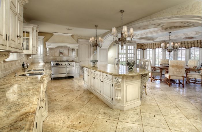 luxury kitchen /// super-size; I wouldn't want to mop ! | Kitchen