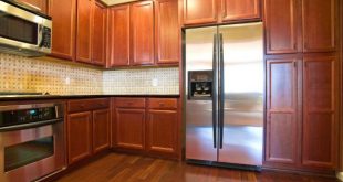 Oak Kitchen Cabinets: Pictures, Ideas & Tips From HGTV | HGTV