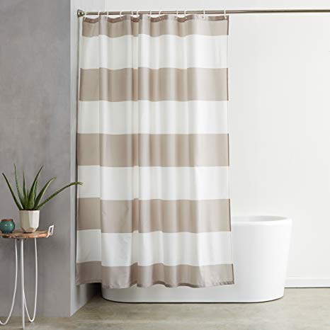 Shower Curtain Can Add Texture and  Comfort to Your Bathroom