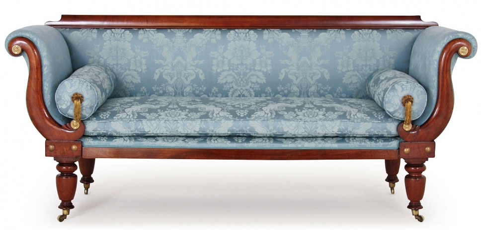 Complete Your Living Room With The Victorian Sofa u2013 BlogAlways