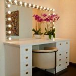 Makeup Vanity With Hollywood Lights lest Corner Makeup Vanity .