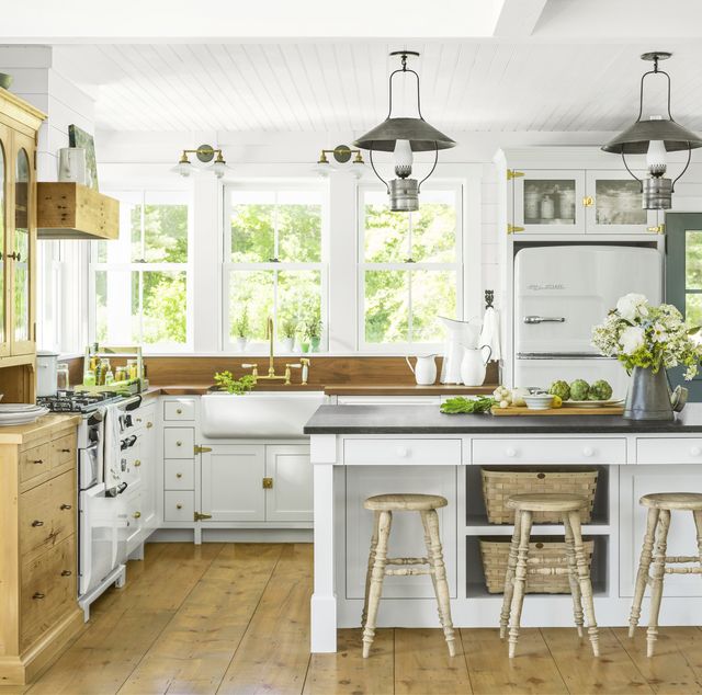 Best Paint For Kitchen Cabinets White and   Yellow