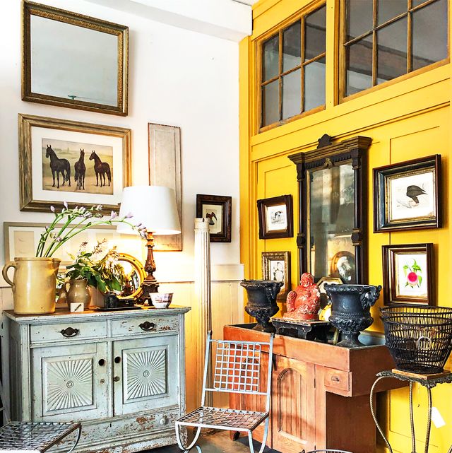 14 Best Shades of Yellow - Top Yellow Paint Colo