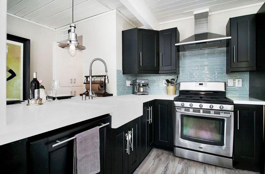 27 Small Kitchens with Dark Cabinets (Design Ideas) | Kitchen .