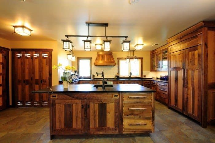 Amazing Kitchen Island Lighting Fixtures | Rustic kitchen design .