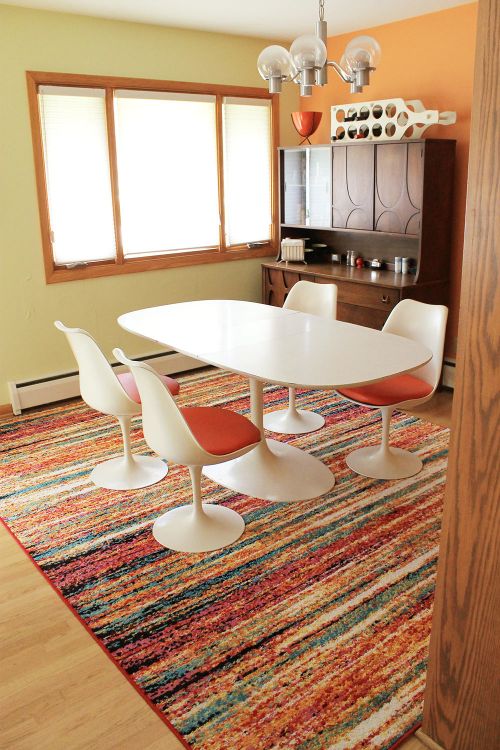 Kate's bright and cheery new dining room rug