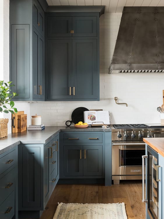 Thinking of DIY Painting Your Kitchen Cabinets? Read This Fir