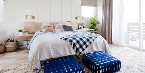 20 End Of Bed Design Ideas From Interior Designers - End Of Bed Ben