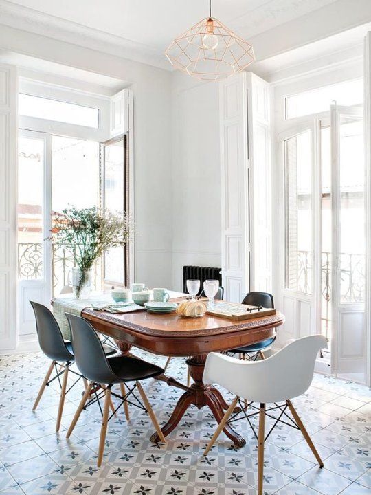 Look We Love: Traditional Table + Modern Chairs | Dining room .