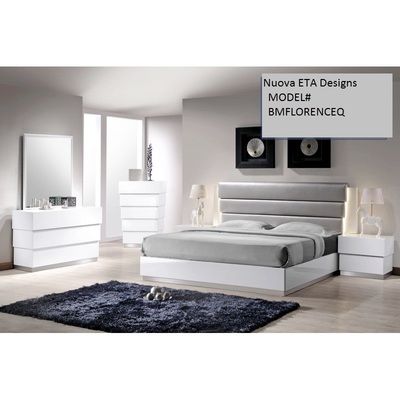 QUEEN SIZE MODERN BED! WHITE W/ GREY COLOR... | Modern guest .