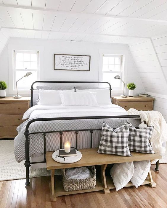 15 Chic And Comfy Bedroom Benches - Shelterne