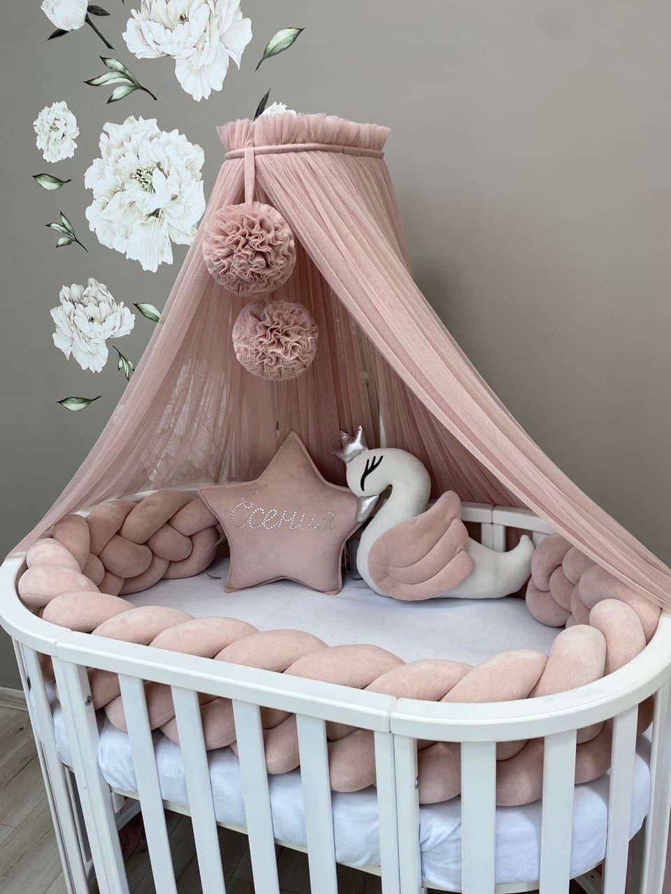 Trendy and Chic: Must-Have Baby Girl
Bedding Styles