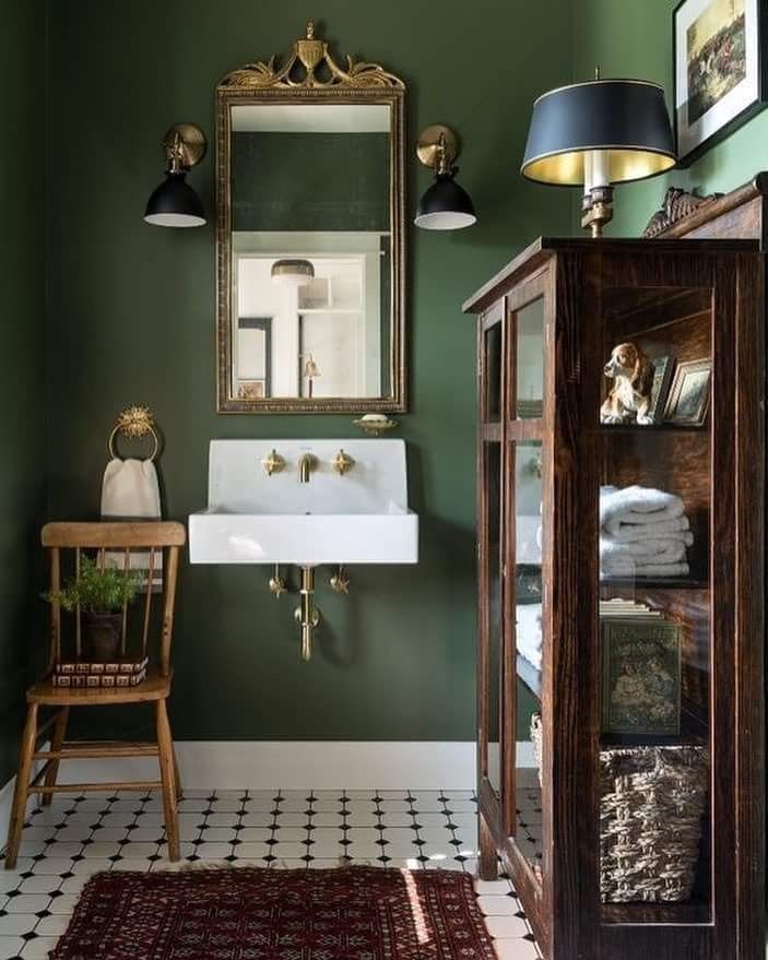 Bathroom Glass Shelves – an Elegant  Multiple-Purpose Choice